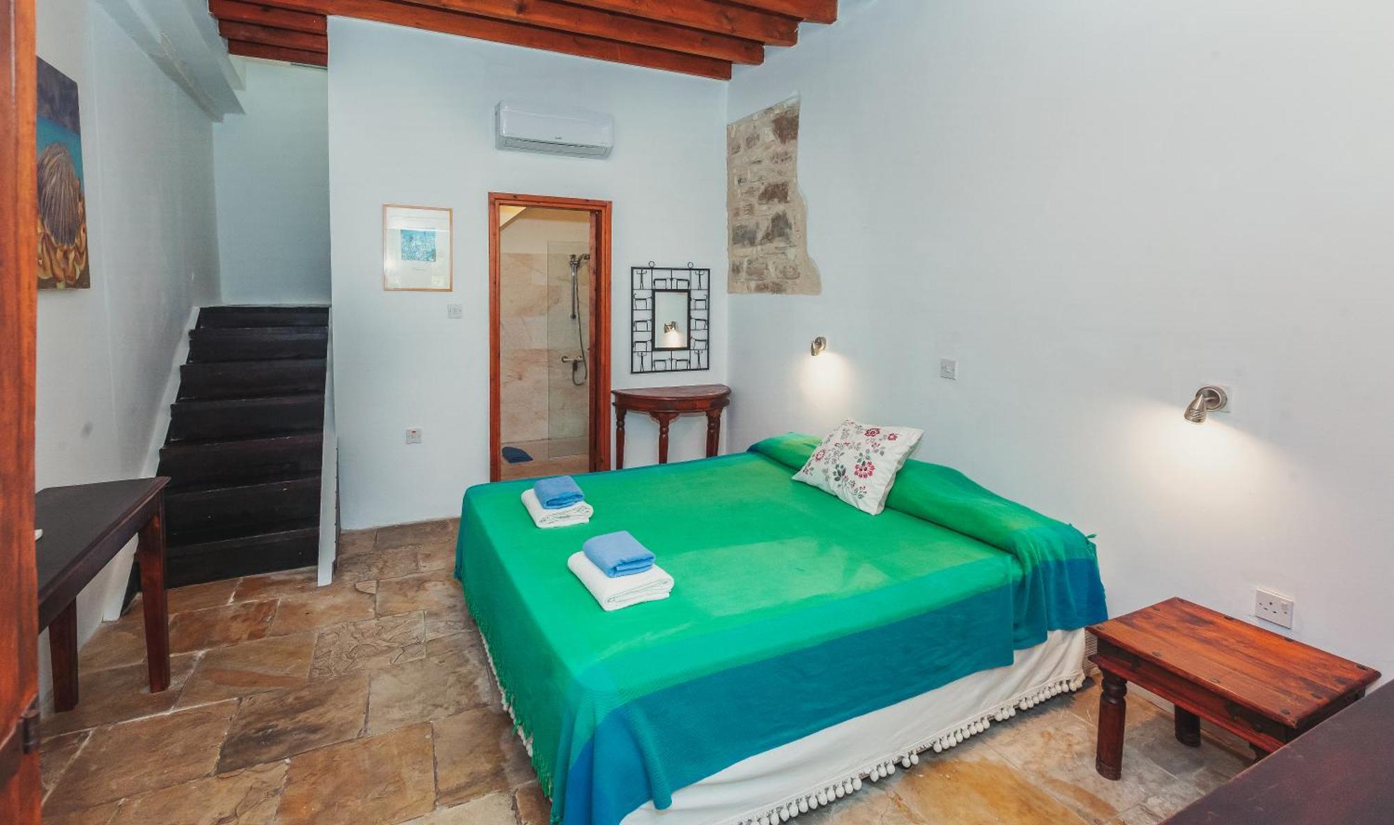 Archondia House - Holiday Apartments With Pool Καλαβασός Εξωτερικό φωτογραφία