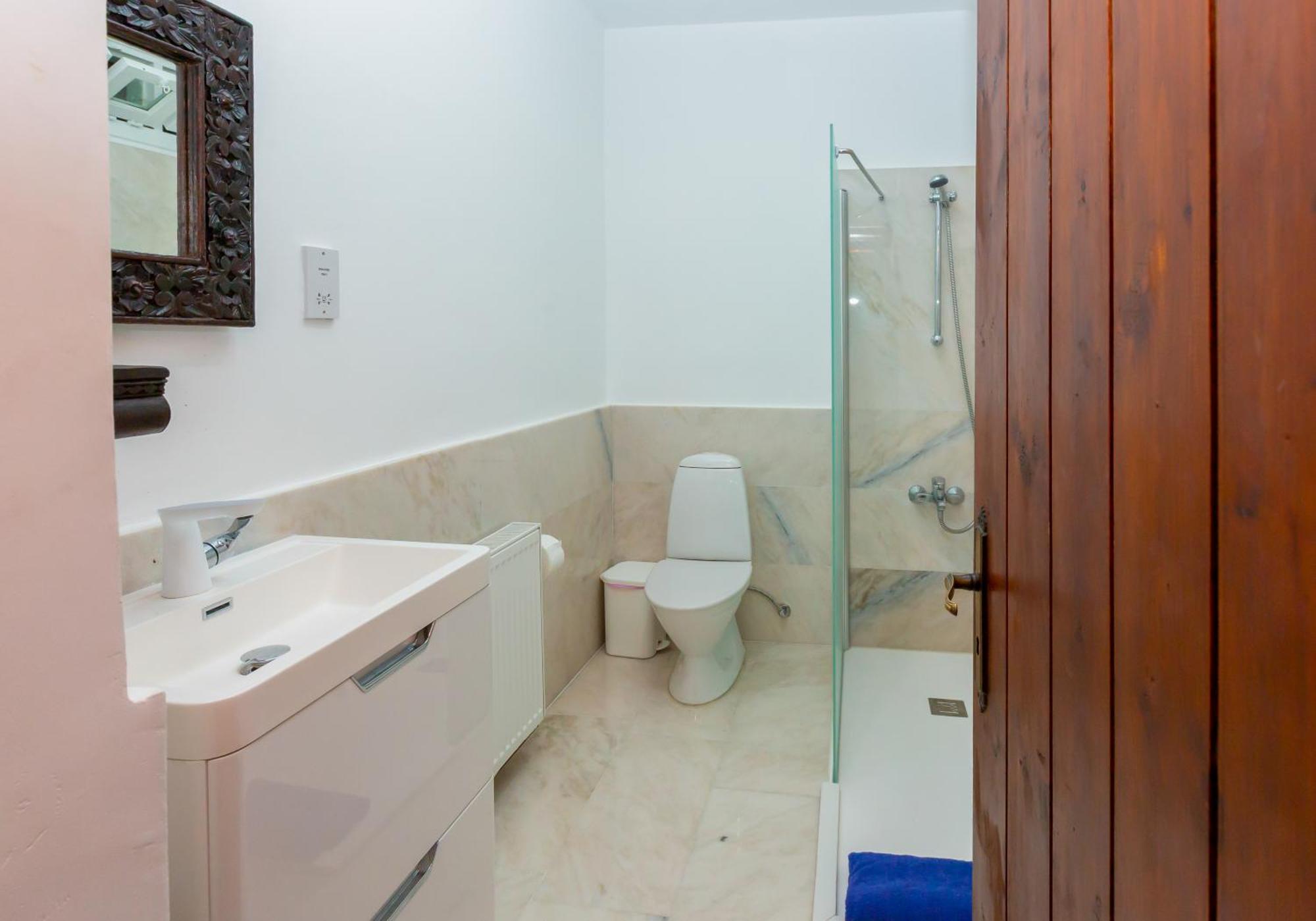 Archondia House - Holiday Apartments With Pool Καλαβασός Εξωτερικό φωτογραφία