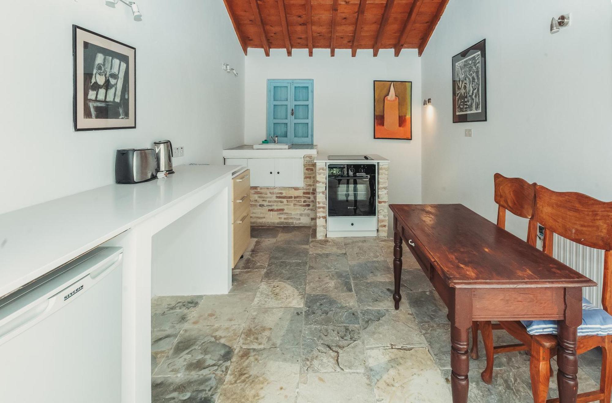 Archondia House - Holiday Apartments With Pool Καλαβασός Εξωτερικό φωτογραφία