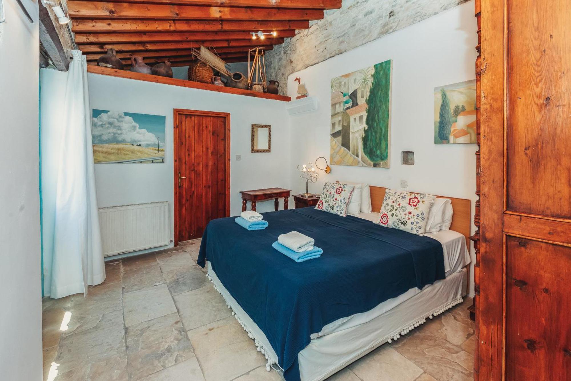 Archondia House - Holiday Apartments With Pool Καλαβασός Εξωτερικό φωτογραφία
