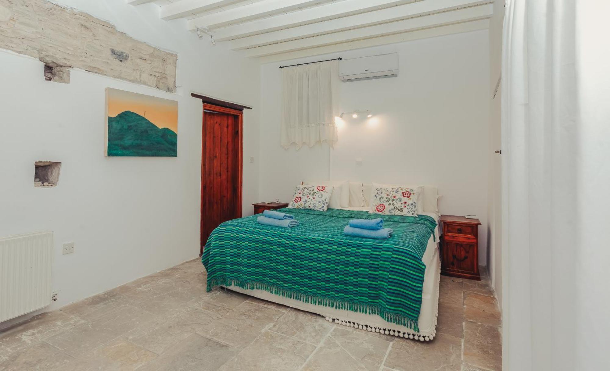 Archondia House - Holiday Apartments With Pool Καλαβασός Εξωτερικό φωτογραφία