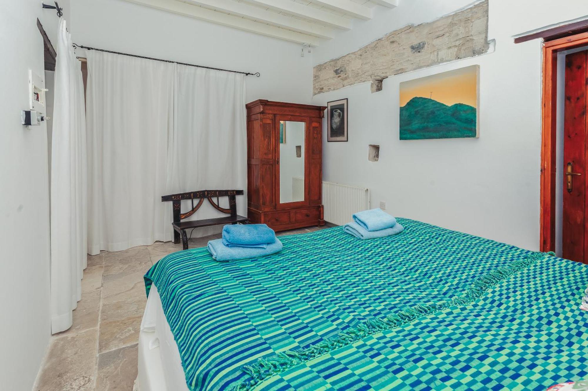 Archondia House - Holiday Apartments With Pool Καλαβασός Εξωτερικό φωτογραφία